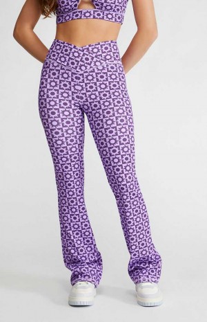 PURPLE PacSun Active Flying V Flare Yoga Pants | LYXVGPJ-95