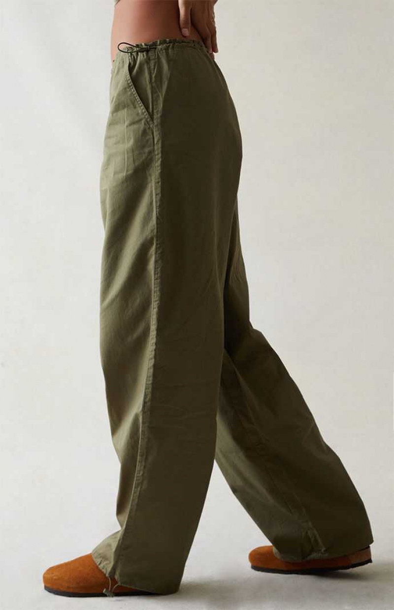 GREEN PacSun Green Low Rise Parachute Pants | FRJPWQT-34